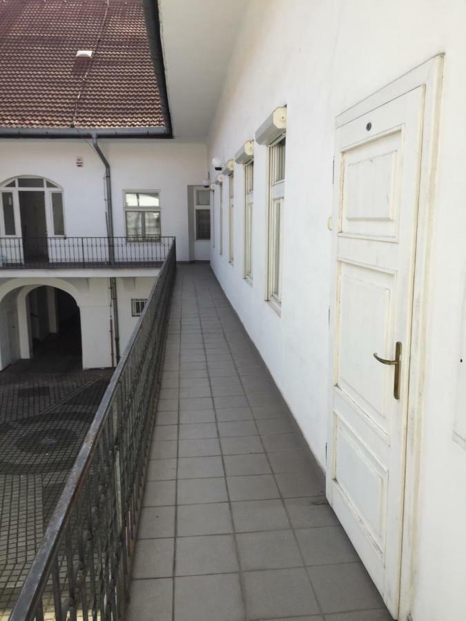 Duomo Rustical Apartamento Košice Exterior foto